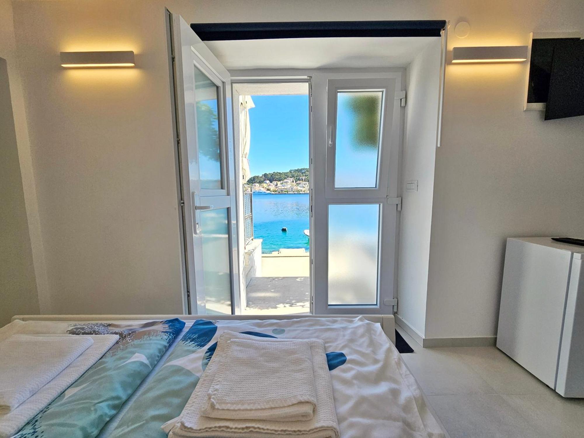 Apartman Velopin Mali Lošinj Eksteriør billede